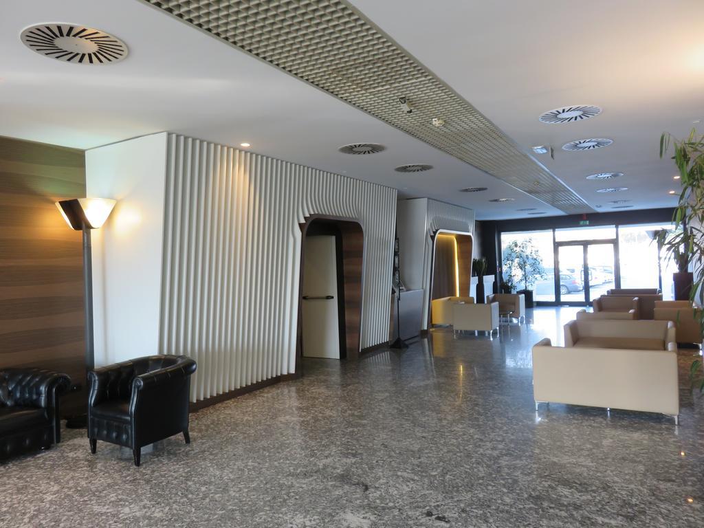 Waldorf Palace Hotel Cattolica Exterior foto